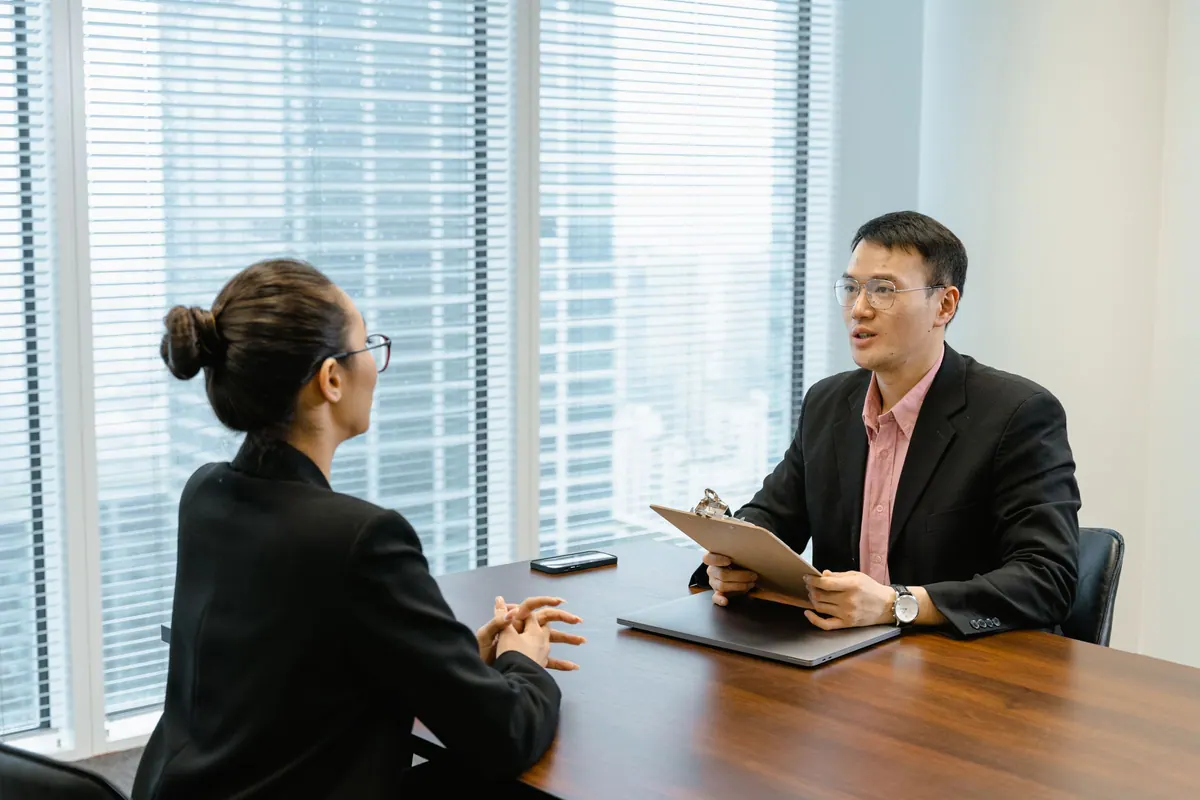 How to dismiss an employee fairly: a guide for employers